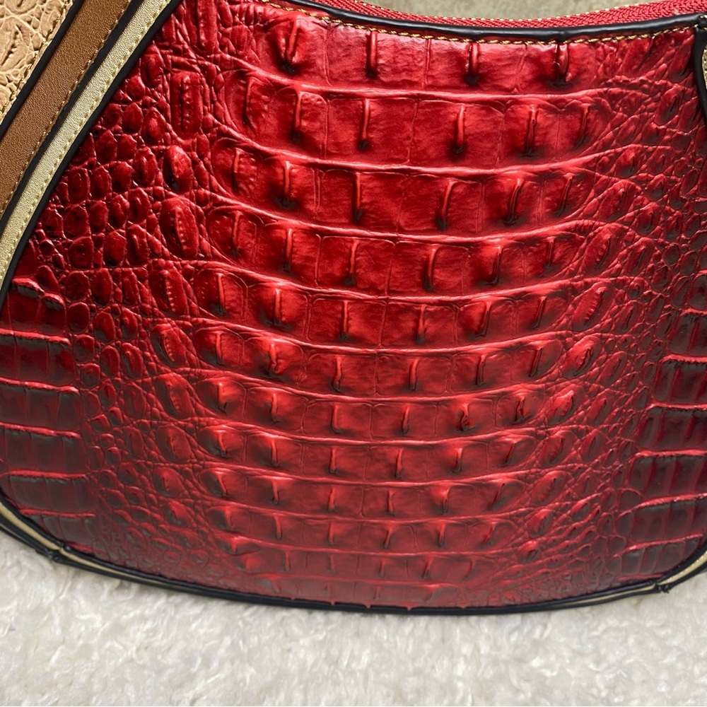 Mia K Collection faux croc purse - Picture 3 of 11
